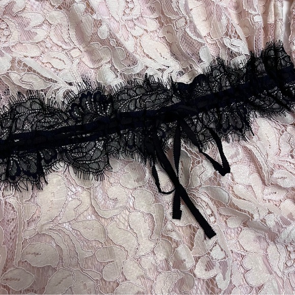 Black Tape_ Nordstrom Pink Lace Bell Sleeve Dress Size Large - Picture 4 of 12